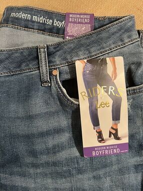 Lee Riders Modern Midrise Boyfriend Women's Jeans Size 18